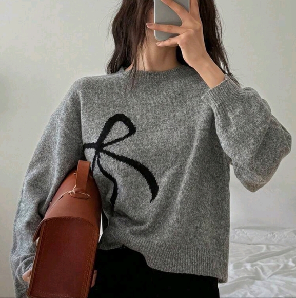 Women Bow Jacquard Pullover Knit Sweater - Picture 4 of 4